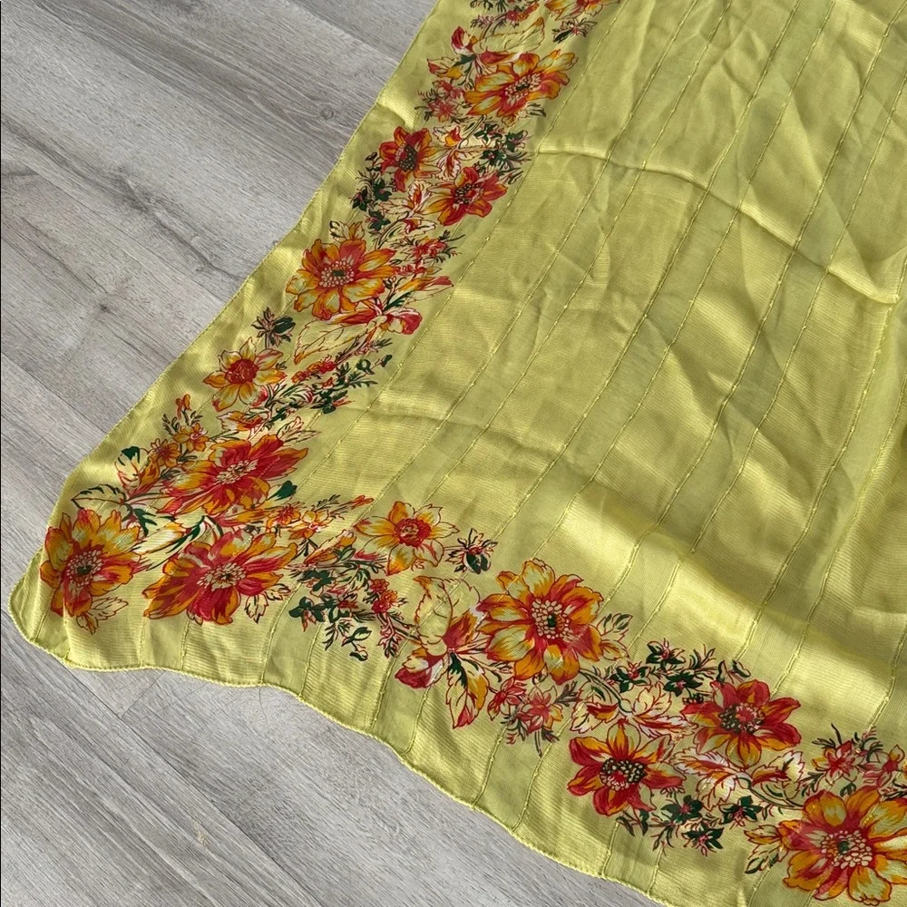 Vintage April Cornell Floral Scarf Lime Green Flower Border 40x40 Large